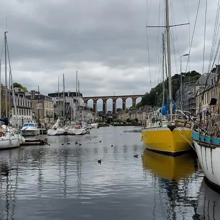 Apartament Au Pied Du Viaduc *